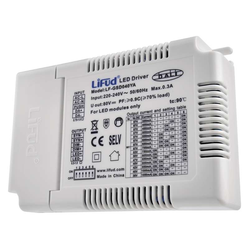 Multifunkční e×terní driver pro LED panely, 1560019900