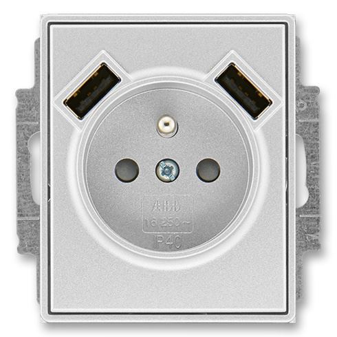 JBTI Z 5569E-A22357 08 ZÁSUVKA 1-NÁS. KOLÍK CLONKY S NABÍJENÍM 2X USB TITANOVÁ