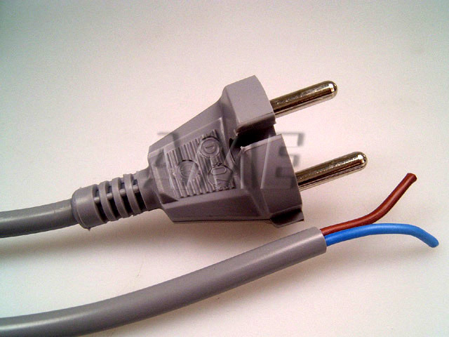 Kabel síťový pro vysavače 2 x 0,75 mm2, volný kone