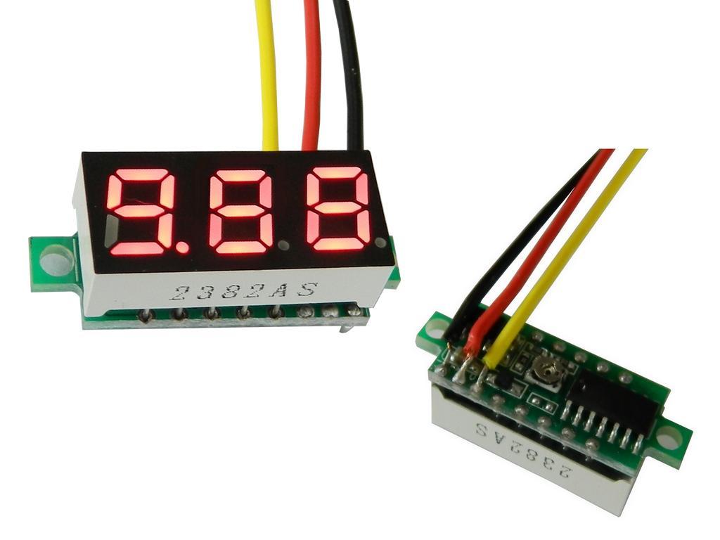 Měřidlo digitální panelové 0 - 30V LED - mini
