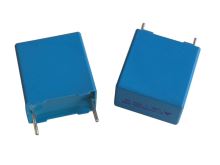 Kondenzátor fóliový 0.82uF / 250V  ±10%,  polypropylen ( 824, 820nf ) RM= 15mm